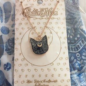 Luna Necklace